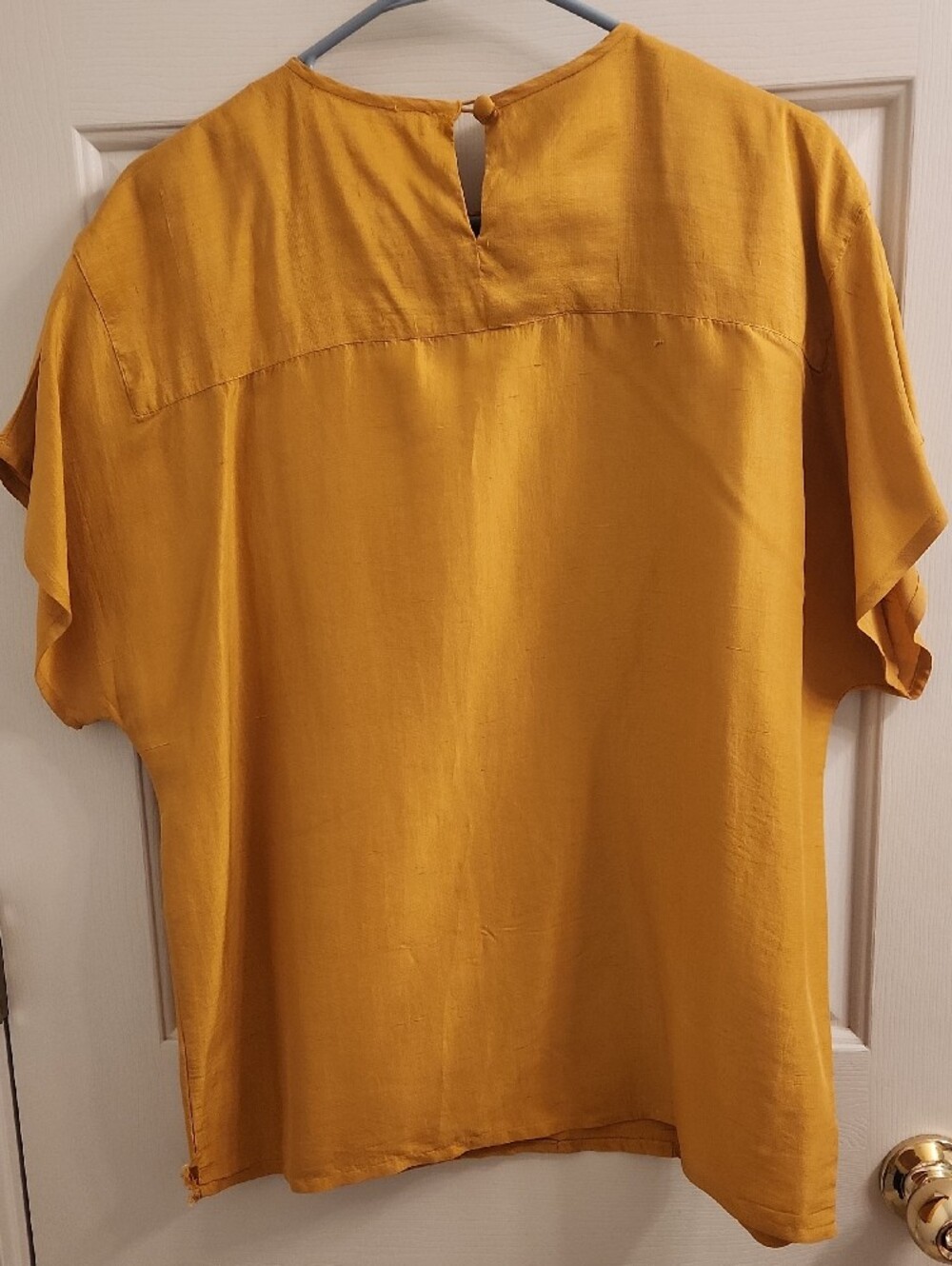 Clio for Nordstrom Women's Short-Sleeve Pleated Blouse in Mustard - Picture 2 of 4